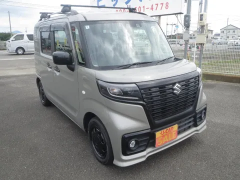 Suzuki Spacia Base