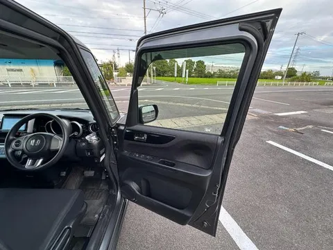 Honda N-BOX Plus Custom