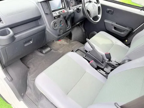 Toyota TownAce Van