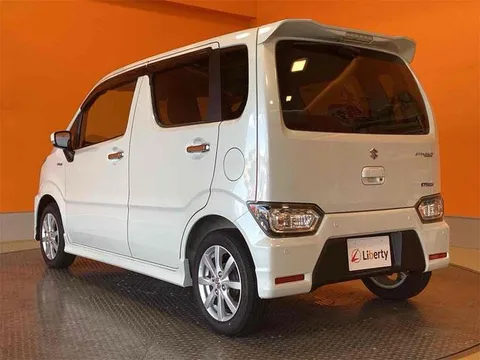 Suzuki Wagon R Stingray