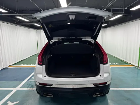 Cadillac XT4
