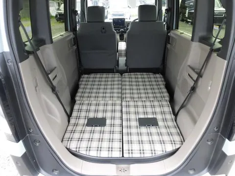 Honda N-BOX Joy
