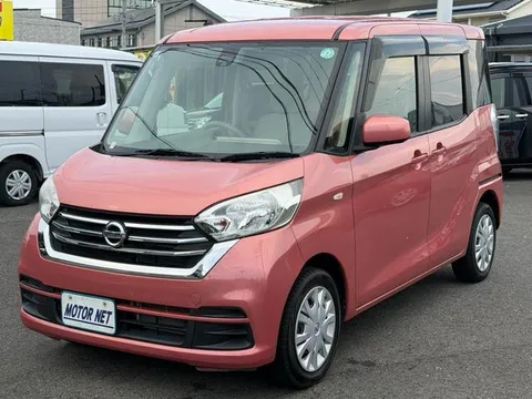 Nissan Dayz Roox