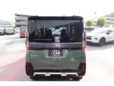 Mitsubishi Delica Mini