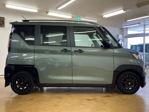 Mitsubishi Delica Mini