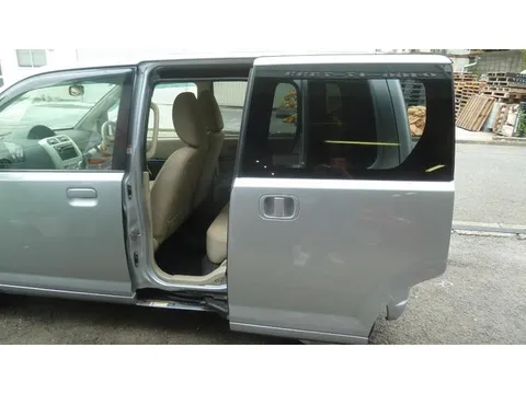 Nissan Otti