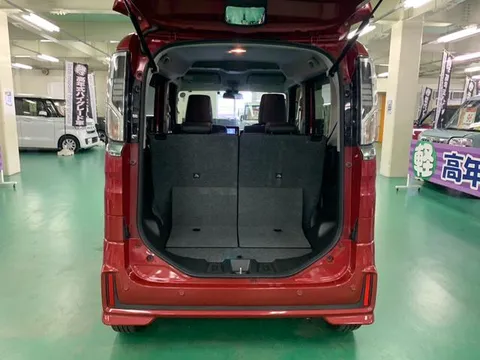 Suzuki Spacia Custom