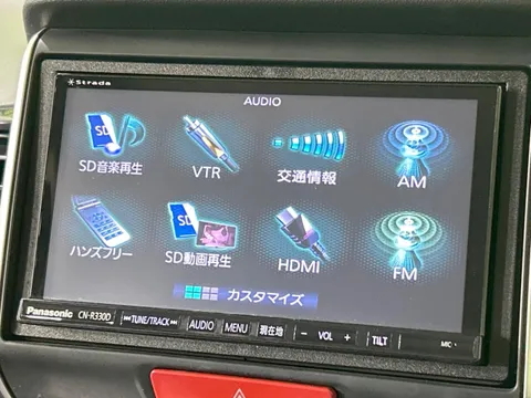 Honda N-BOX Custom