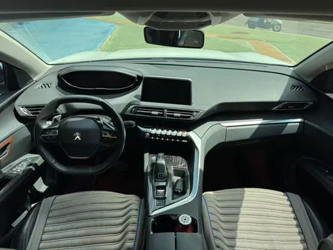 Peugeot 4008