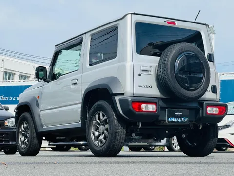Suzuki Jimny Sierra