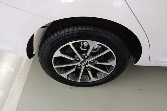 Chery Arrizo 5