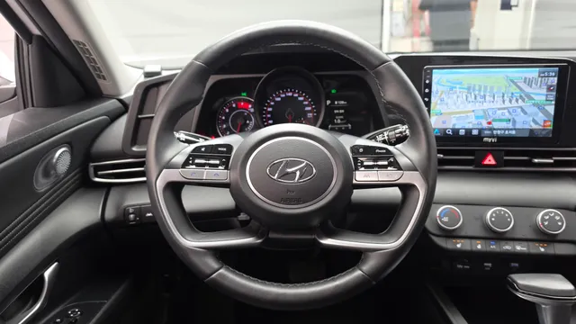 Hyundai Elantra (Avante)