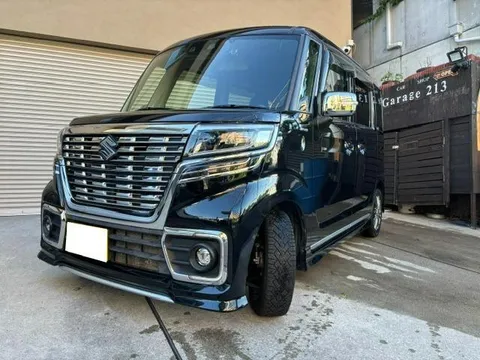 Suzuki Spacia Custom