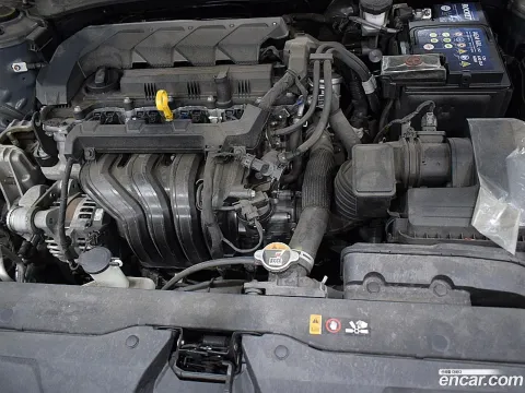 Hyundai Elantra (Avante)