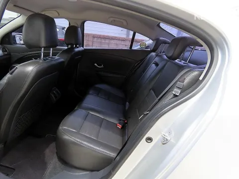 Renault SM3