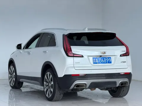 Cadillac XT4