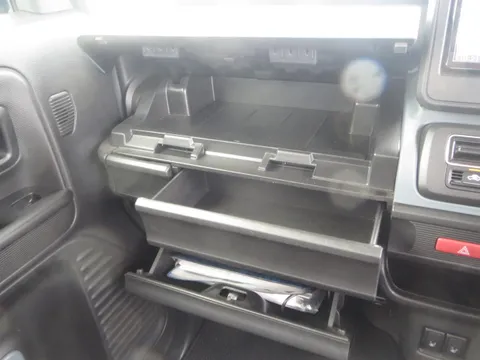 Suzuki Spacia Base