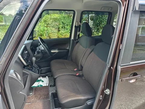 Mitsubishi eK Space Custom