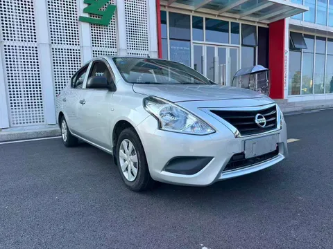 Nissan Sunny