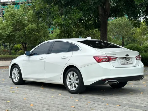 Chevrolet Malibu XL