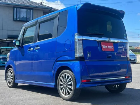 Honda N-BOX Custom