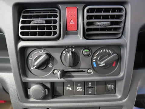 Nissan Clipper Truck