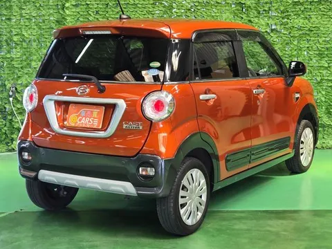 Daihatsu Cast