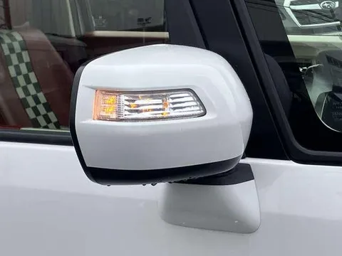Honda N-BOX Slash