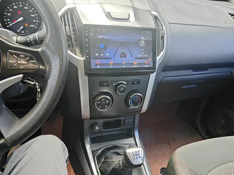 Isuzu Taga