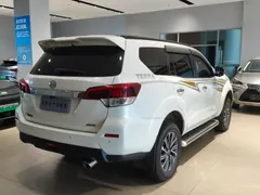 Nissan Terra