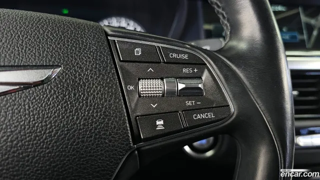 Genesis G90 (EQ900)