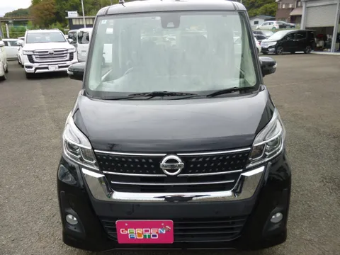 Nissan Dayz Roox