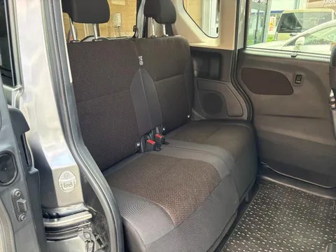 Mitsubishi eK X Space