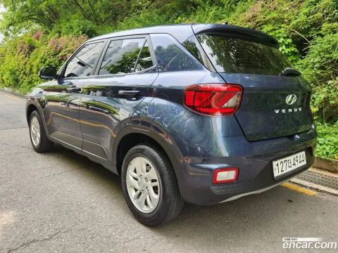 Hyundai Venue
