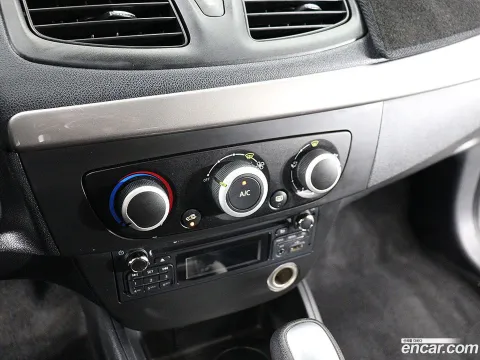 Renault SM3
