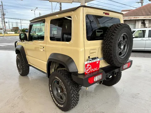 Suzuki Jimny Sierra