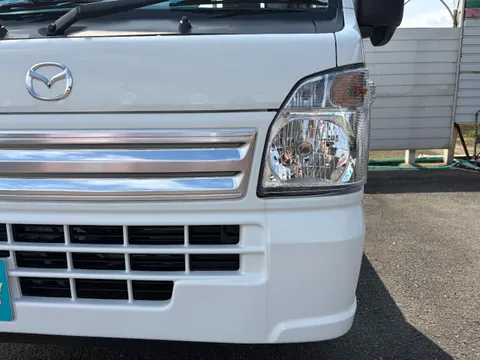 Mazda Scrum Truck