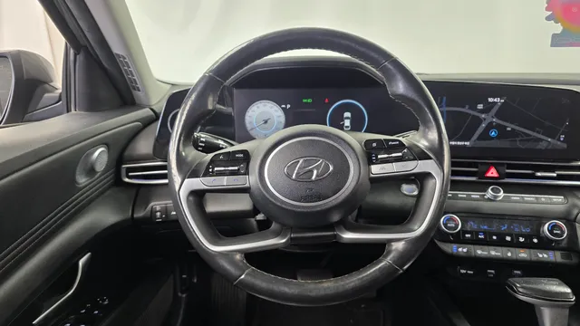Hyundai Elantra (Avante)