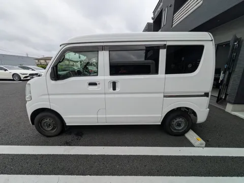 Nissan Clipper