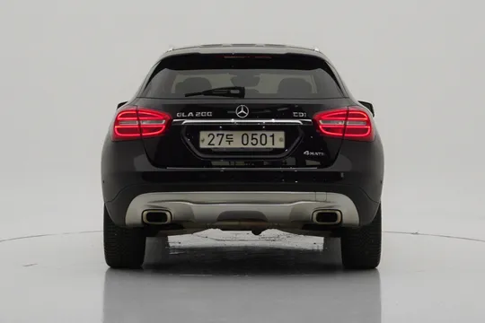 Mercedes-Benz GLA-Class