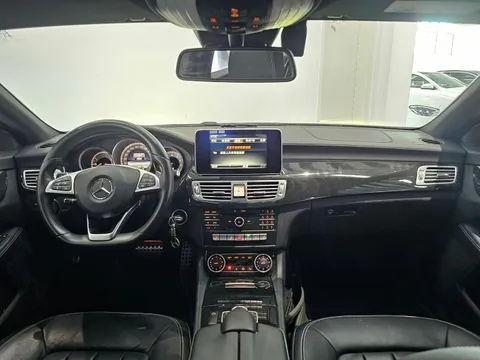 Mercedes-Benz Mercedes-Benz CLS