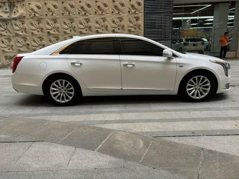 Cadillac XTS