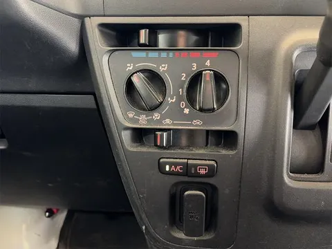 Subaru Sambar Van
