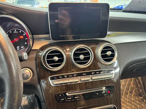 Mercedes-Benz Mercedes-Benz GLC