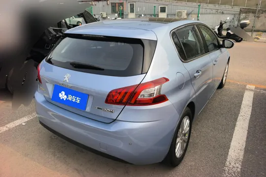 Peugeot 308S