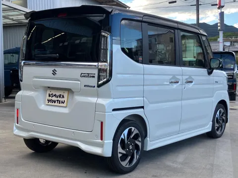 Suzuki Spacia Custom