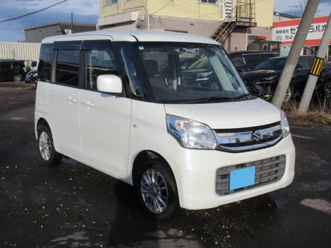 Suzuki Spacia