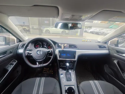 Volkswagen Lamando