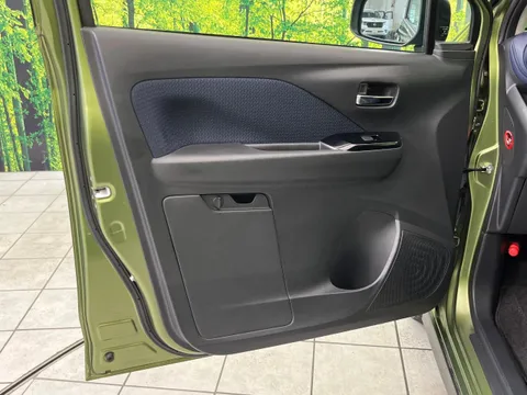 Mitsubishi eK X