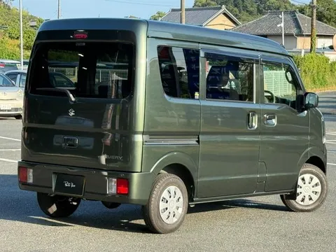 Suzuki Every